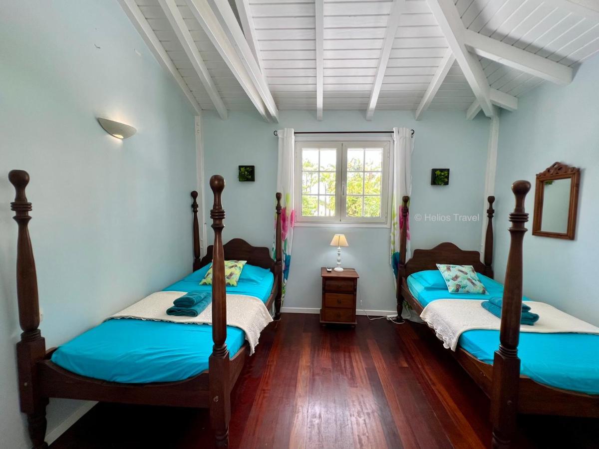 Villa Sisley, 2 Chambres, Piscine Privee, Plage A 100 M Sainte-Rose Exteriér fotografie